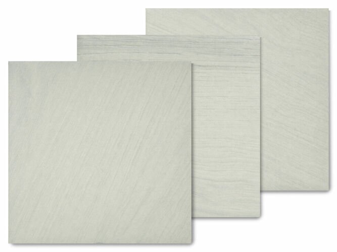 NICE WHITE swatch