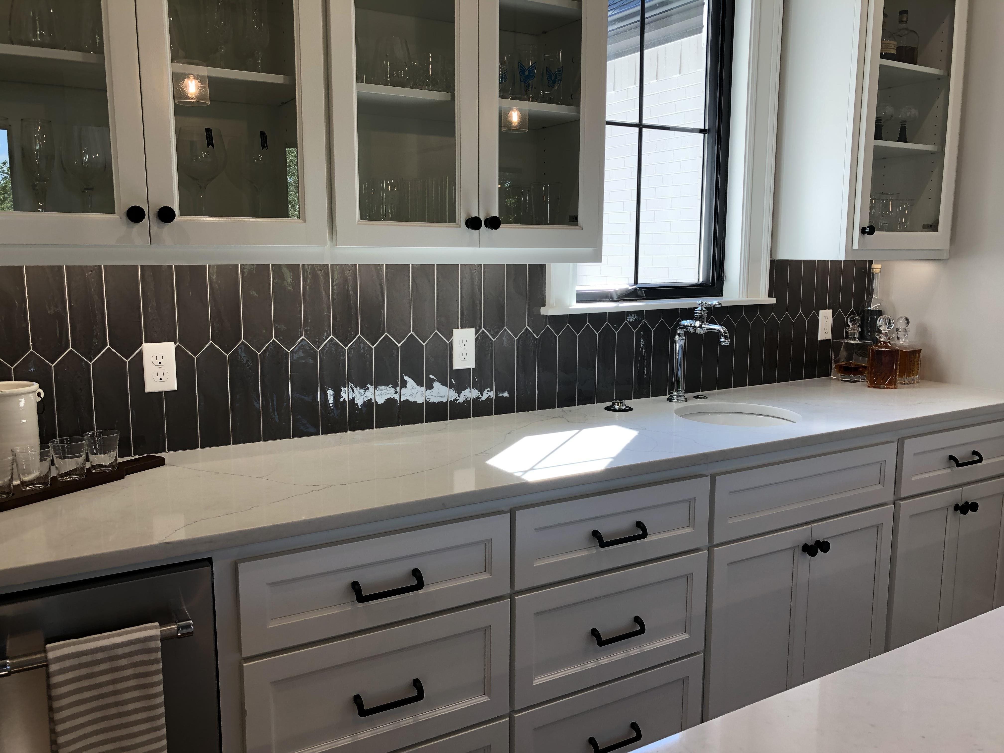 Characoal backsplash 